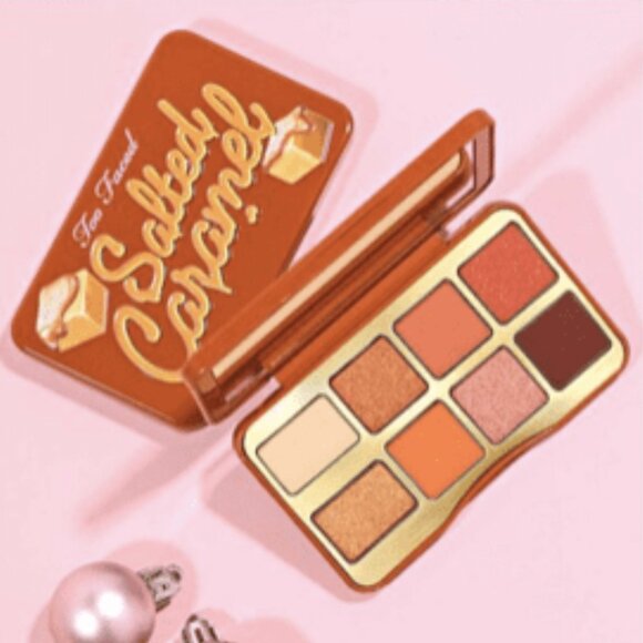 Too Faced Salted Caramel Palette - Picture 2 of 7